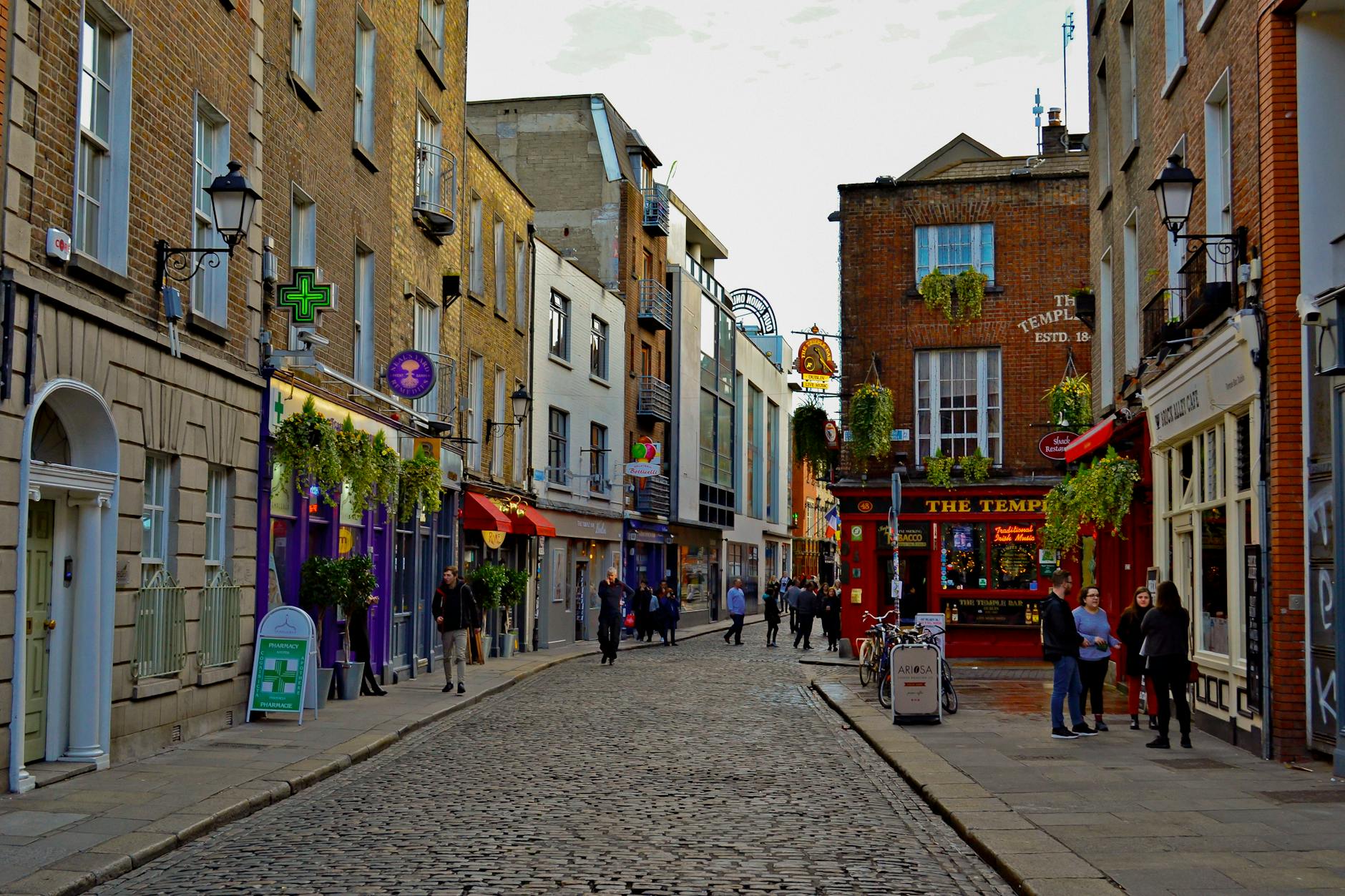 Temple Bar area in Dublin during the morning