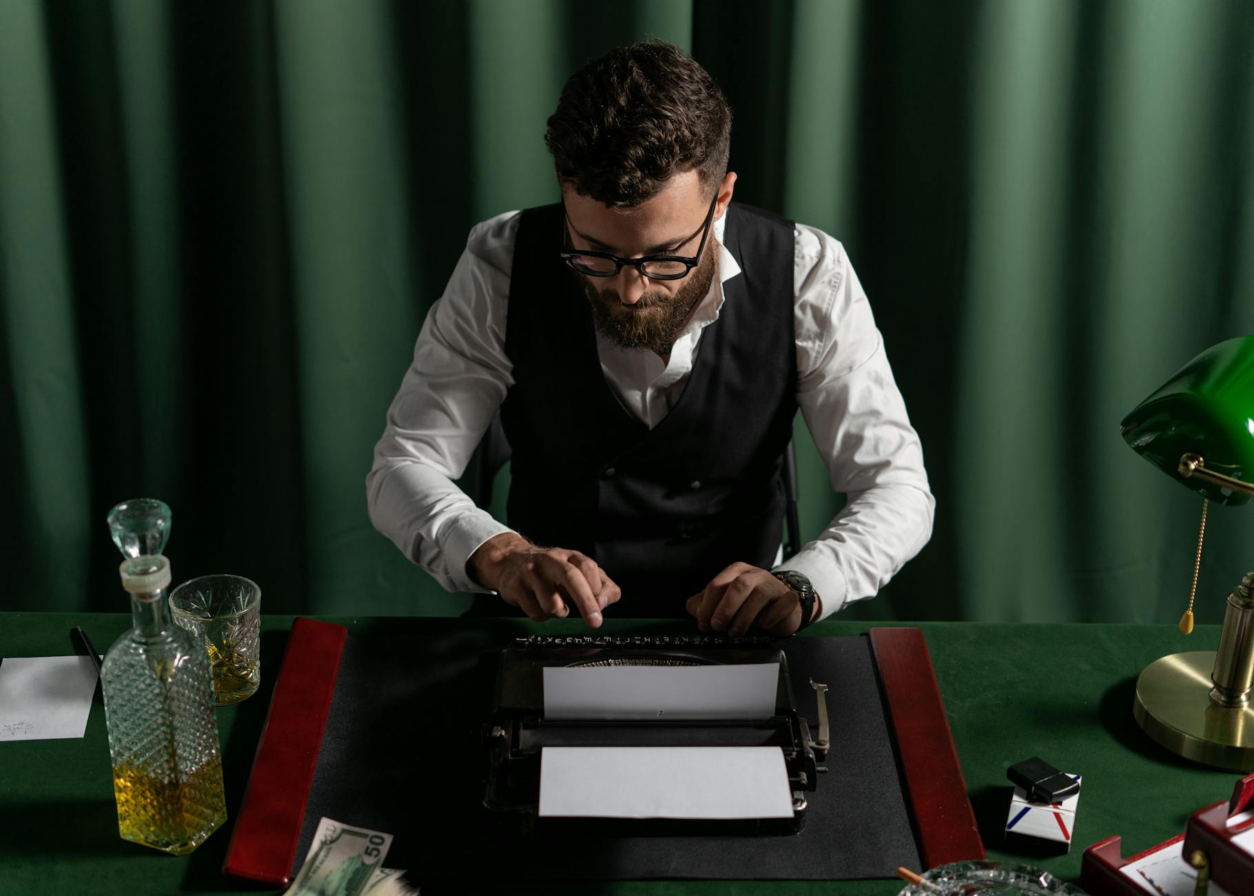 Dublin writer at vintage typewriter