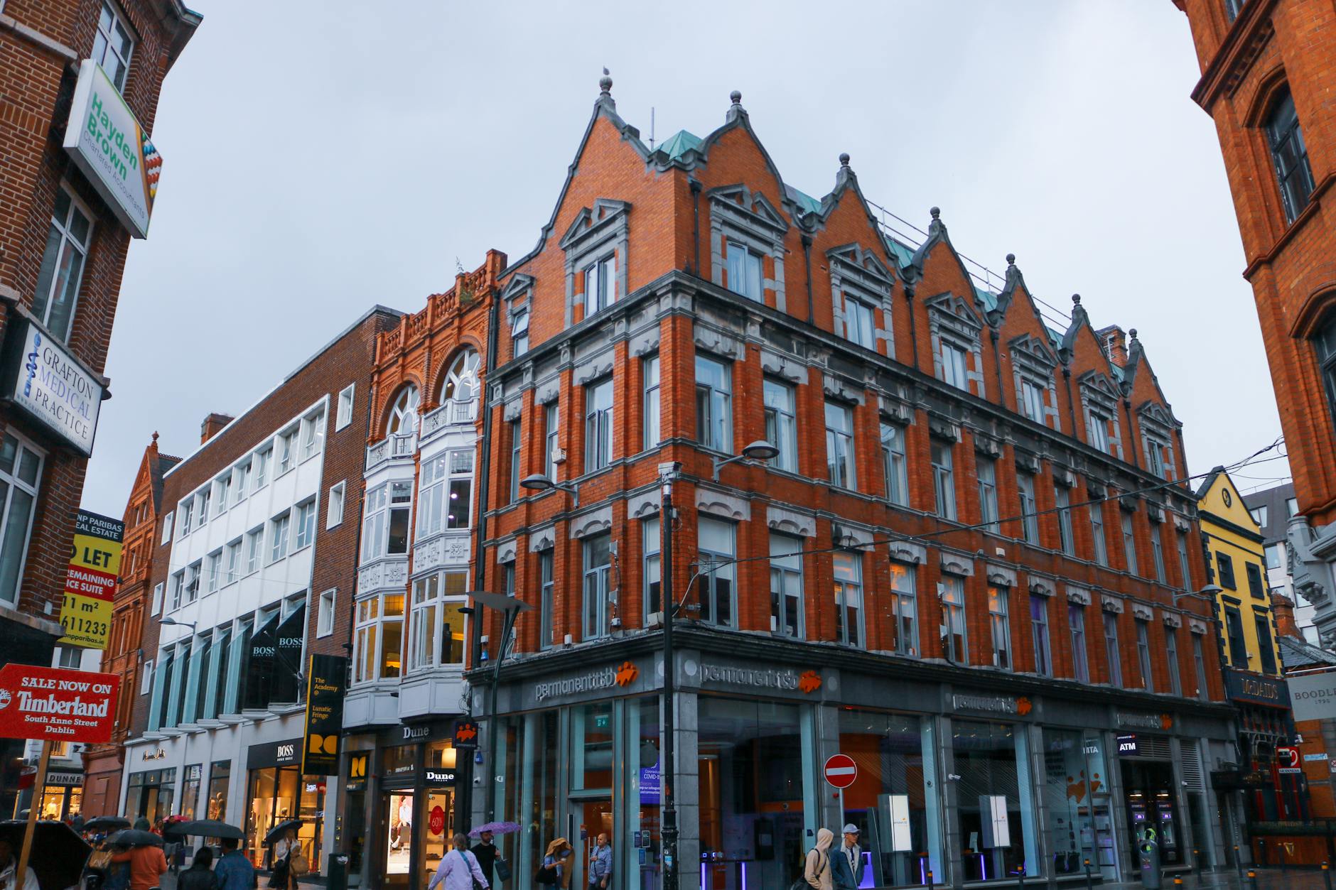 Grafton Street Dublin shopping street