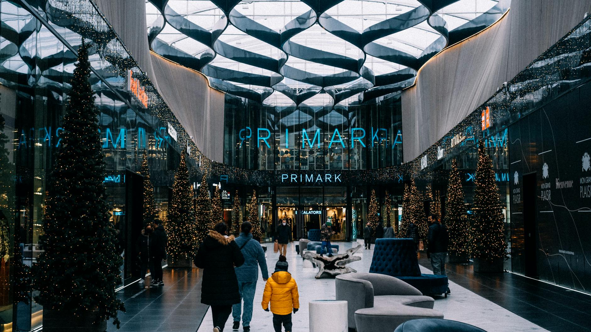 Penneys Primark Dublin shoppers