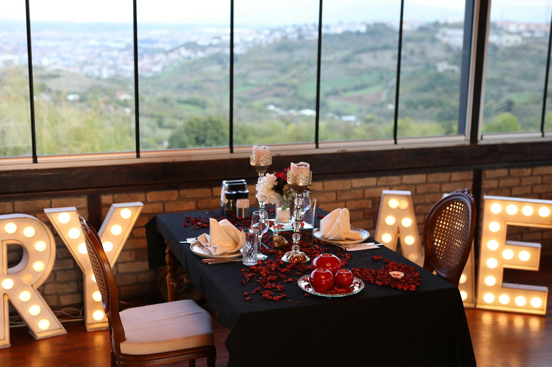 Romantic dinner at one of Dublin's best restaurants