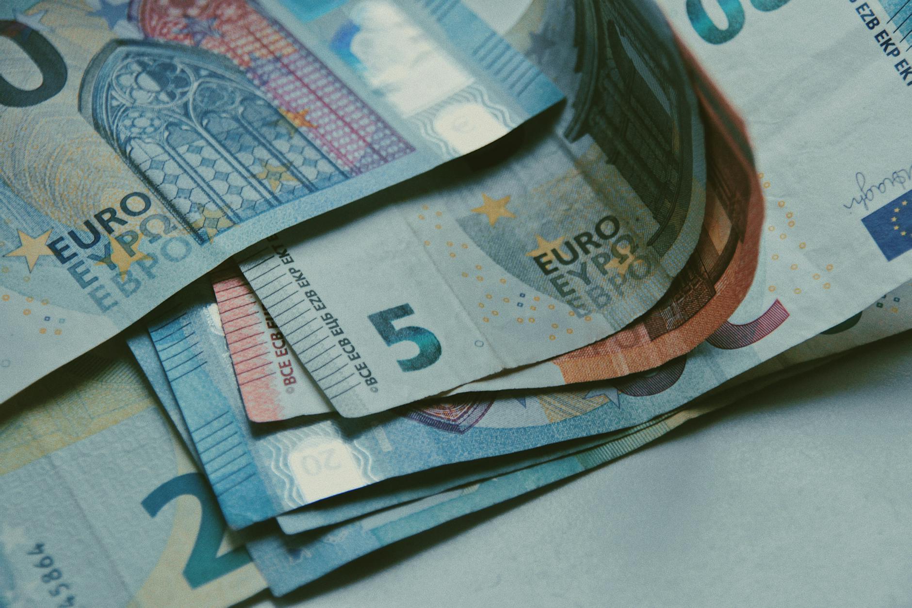 Dublin tipping guide and money tips